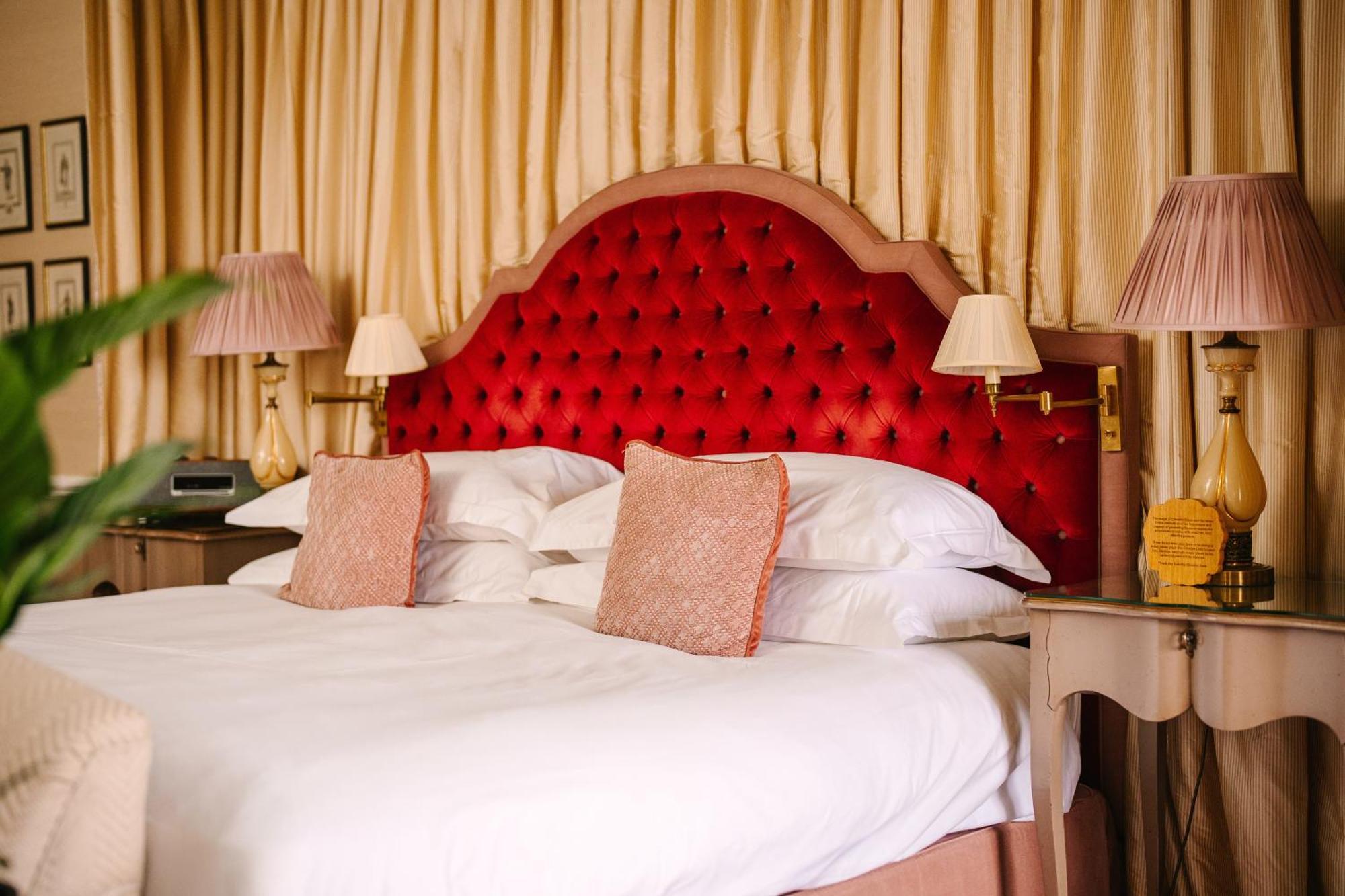 Cliveden House - An Iconic Luxury Hotel Maidenhead Kültér fotó